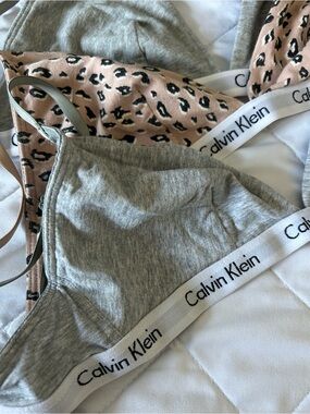 Calvin Klein Grey & Leopard Bralette Set (3)